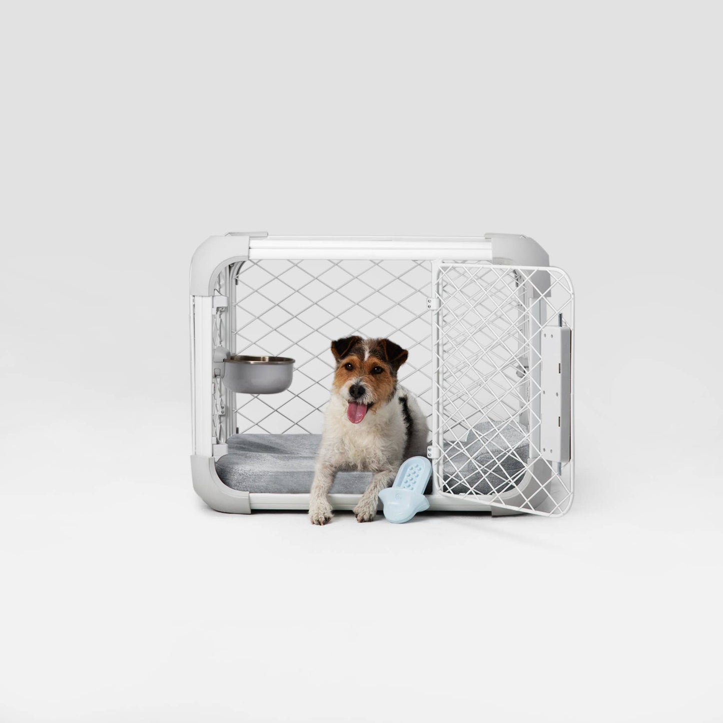 Diggs - Evolv Dog Crate  Image