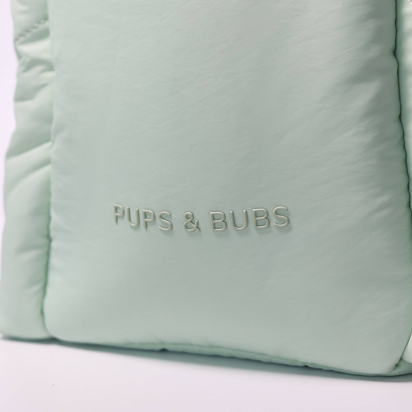 Pups & Bubs - Destination Pet Carrier Tote Image