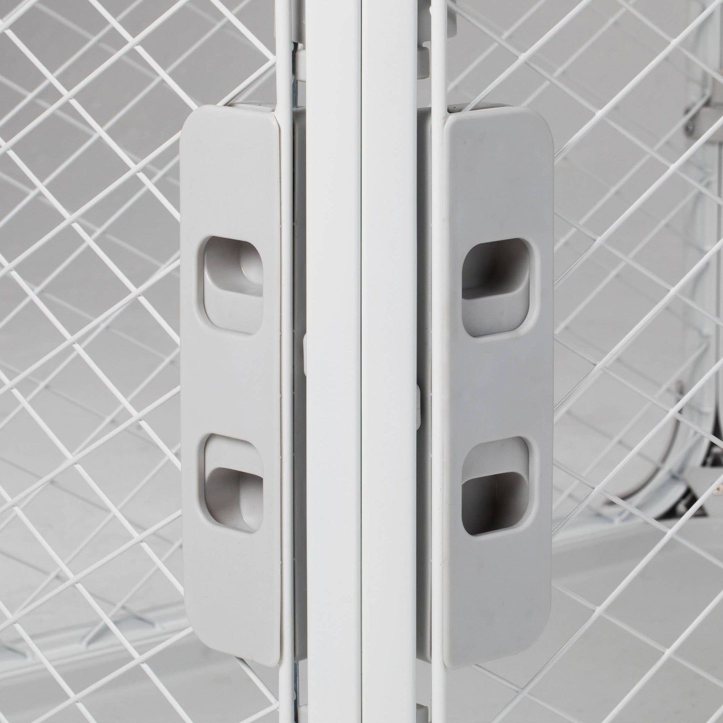 Diggs - Evolv Dog Crate  Image