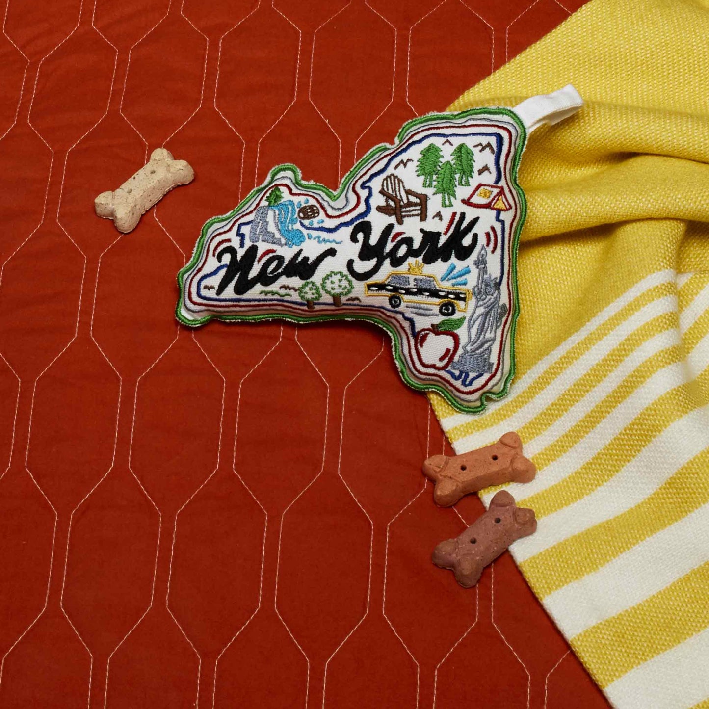 Speckle and Spot by Ore’ Originals - Wish You Were Here Dog Toy | New York Image
