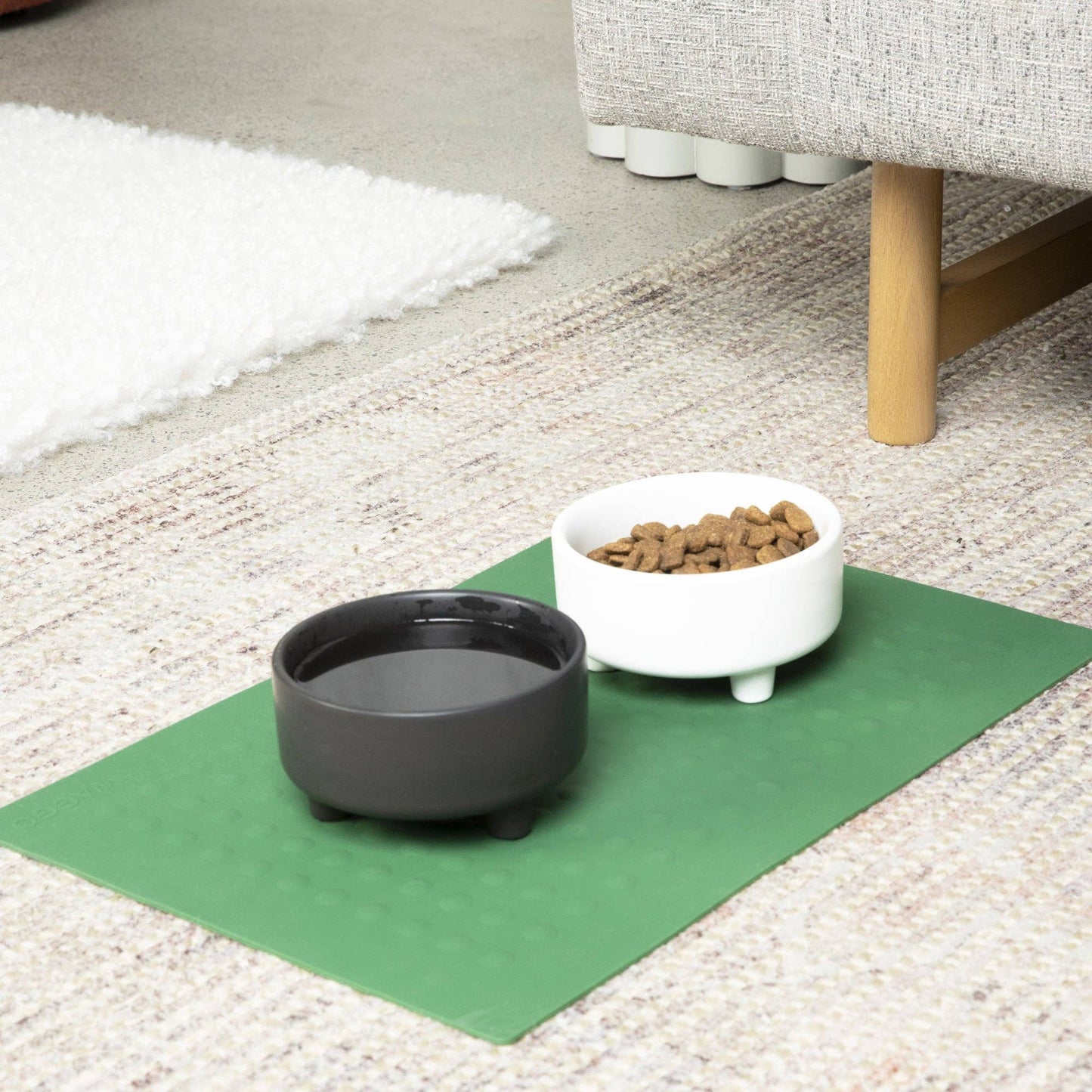 Waggo - Uplift Bowl Ceramic Dog Bowl Image