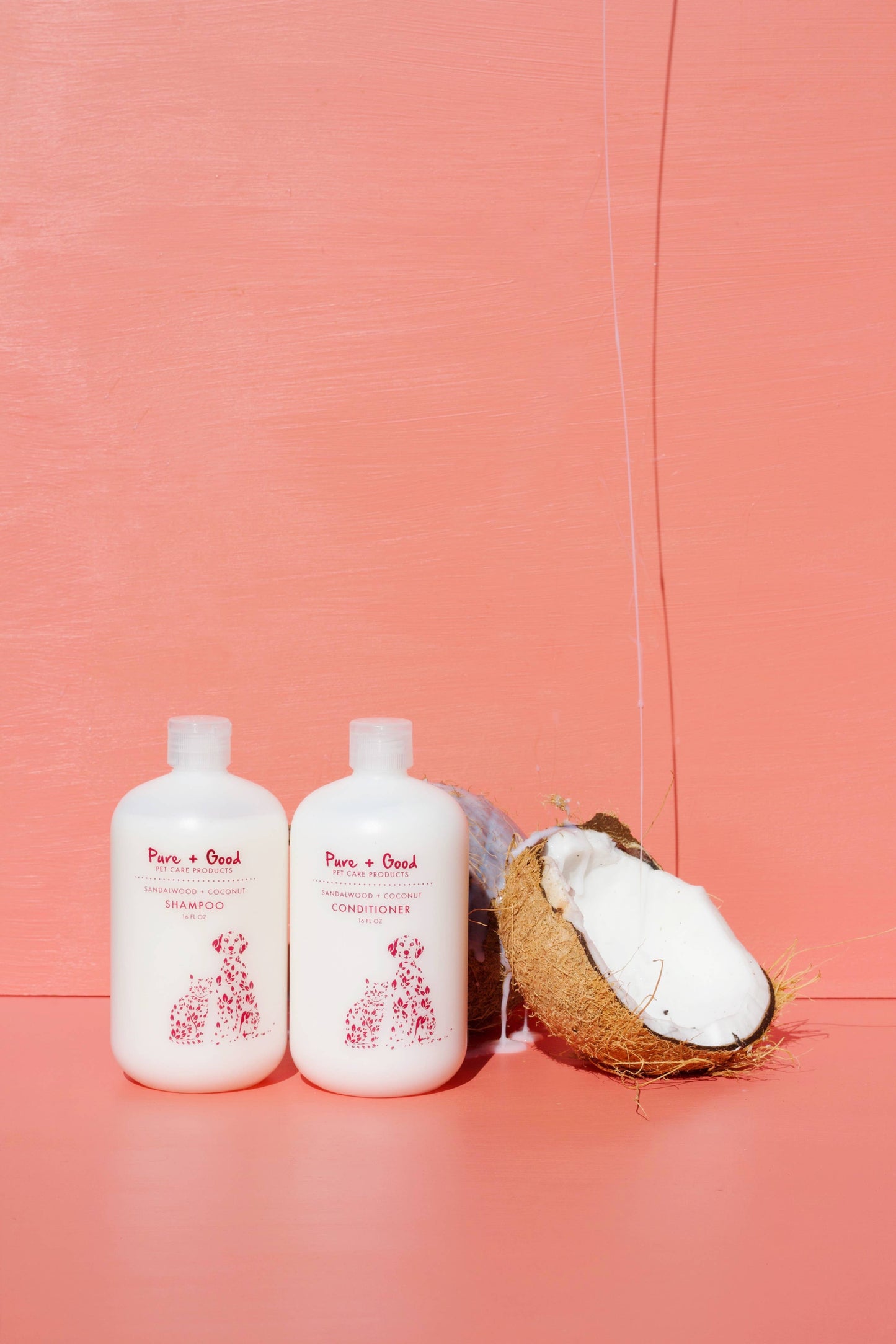 Pure + Good - Dog & Cat Shampoo: Sandalwood + Coconut Image